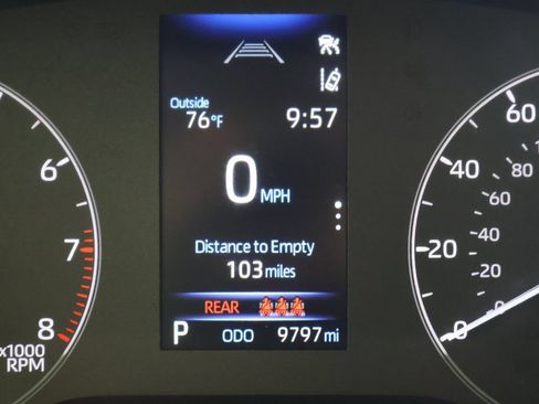 Used 2025 Toyota Corolla LE FWD image 17