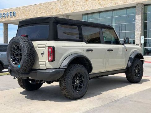 New 2026 Ford Bronco Badlands AWD/4WD image 19