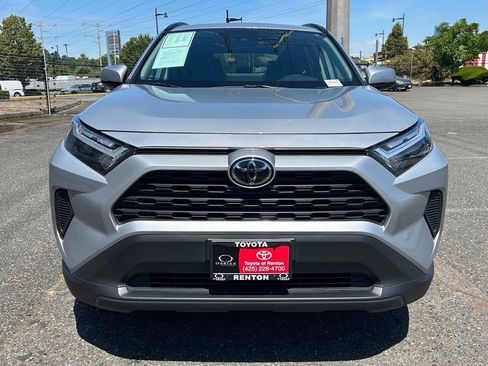 Used 2025 Toyota RAV4 XLE w/ Convenience Package AWD/4WD image 2