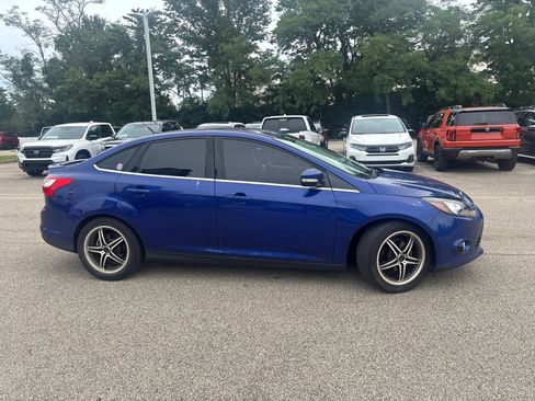 Used 2012 Ford Focus Titanium FWD image 20