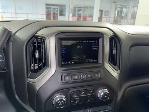 New 2026 GMC Sierra 2500 Pro w/ Convenience Package AWD/4WD image 18