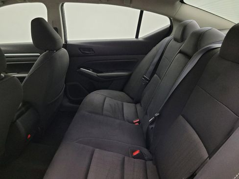 Used 2023 Nissan Altima 2.5 SV FWD image 18