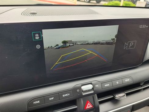 Used 2025 Kia K4 LXS image 13