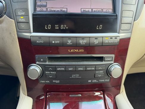 Used 2011 Lexus LS 460 w/ Luxury Value Edition RWD image 17