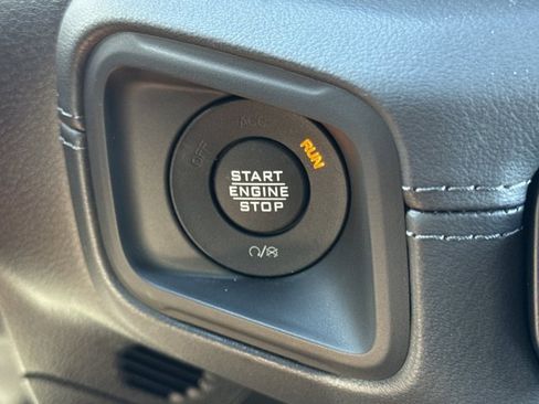 New 2025 Jeep Wrangler Unlimited Rubicon 392 image 22