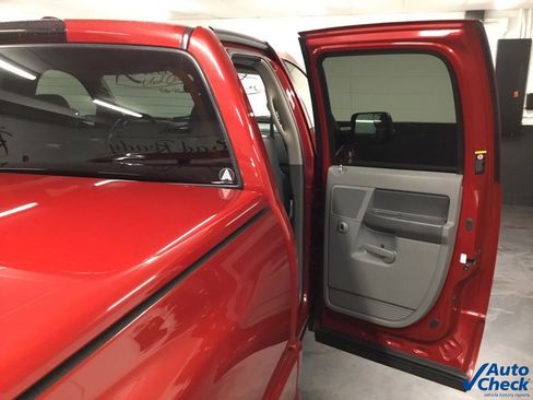 Used 2006 Dodge Ram 1500 Truck 2WD Quad Cab w/ Communication Pkg image 31
