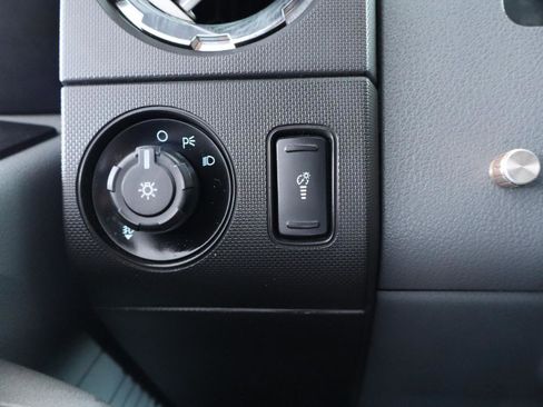 Used 2016 Ford F250 XLT w/ Snow Plow Prep Package image 24