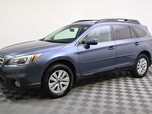 Used 2016 Subaru Outback 2.5i Premium AWD/4WD image 2