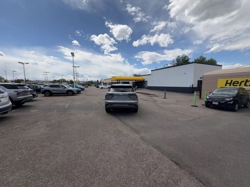 Used 2025 Chevrolet Equinox LT AWD/4WD image 16