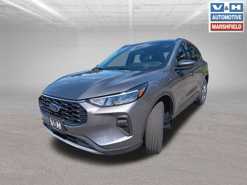 Used 2026 Ford Escape ST-Line w/ Tech Pack #1 AWD/4WD image 29