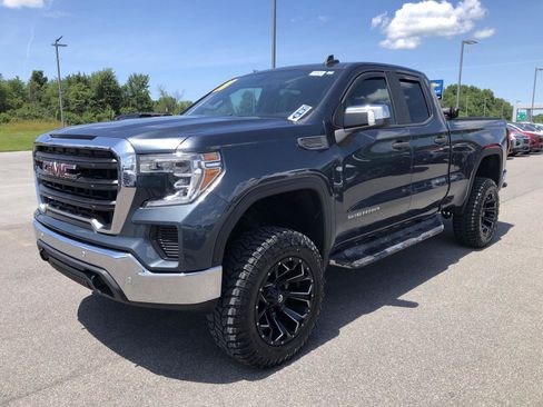 Used 2020 GMC Sierra 1500 4x4 Double Cab w/ Sierra Value Package image 3