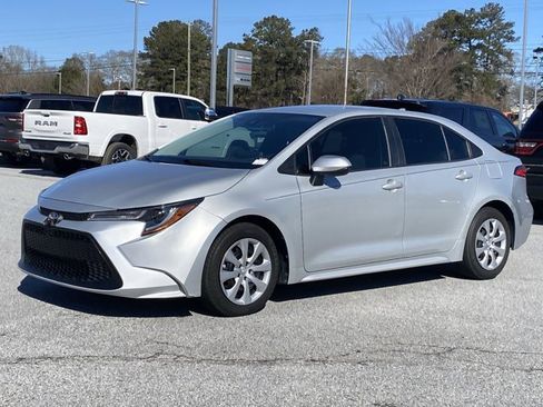 Used 2020 Toyota Corolla LE image 8