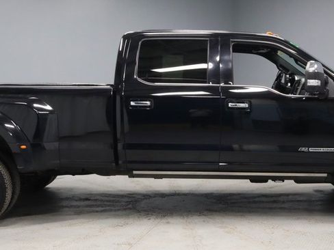 Used 2018 Ford F450 Platinum w/ Platinum Ultimate Package image 13