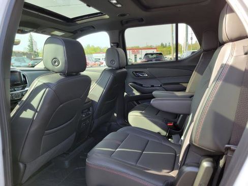 Used 2023 Chevrolet Traverse RS w/ LPO, Floor Liner Package AWD/4WD image 22