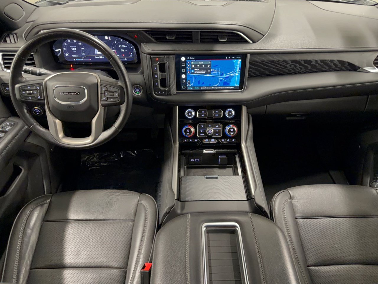 Used 2022 GMC Yukon XL Denali w/ Max Trailering Package RWD image 17