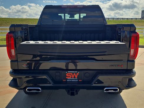 New 2026 GMC Sierra 1500 AT4 w/ AT4 Premium Package AWD/4WD image 13