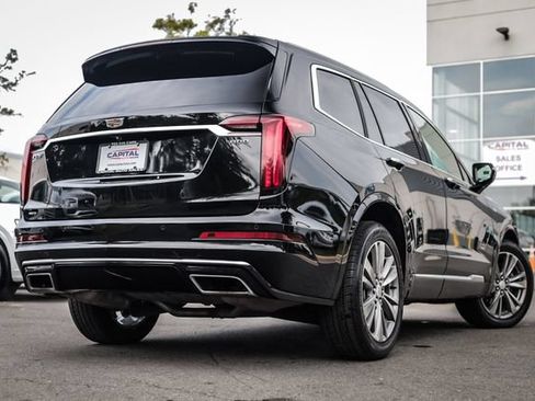 Used 2023 Cadillac XT6 Premium Luxury AWD/4WD image 23