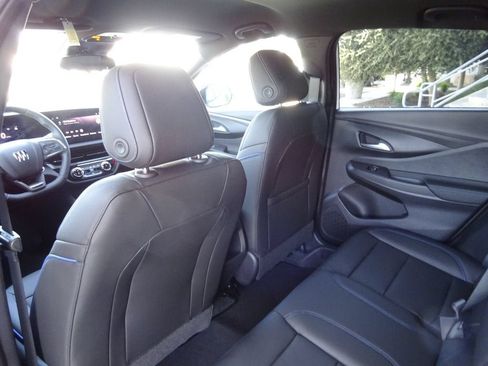 New 2026 Buick Envista Sport Touring w/ Convenience I Package FWD image 18