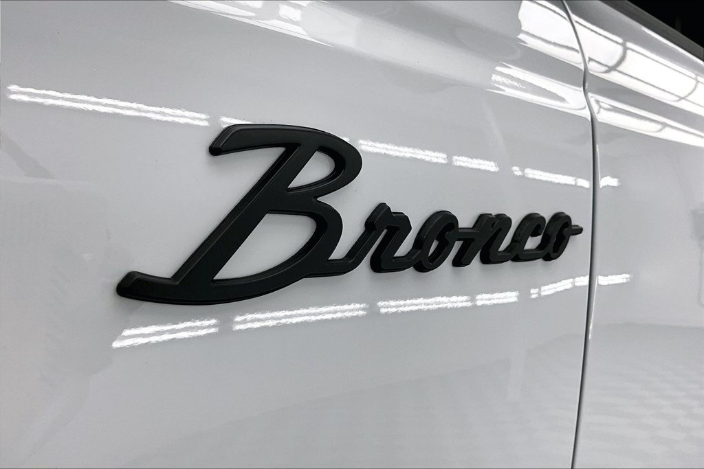 New 2026 Ford Bronco Outer Banks AWD/4WD image 9