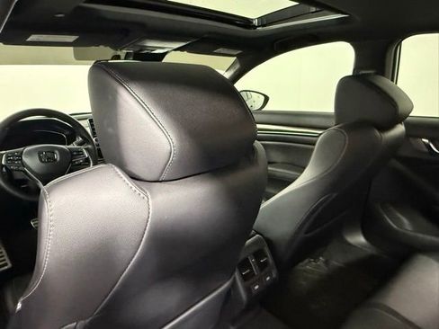 Used 2021 Honda Accord Sport image 27