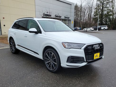 Used 2024 Audi Q7 3.0T Premium Plus w/ Premium Plus Package AWD/4WD image 9