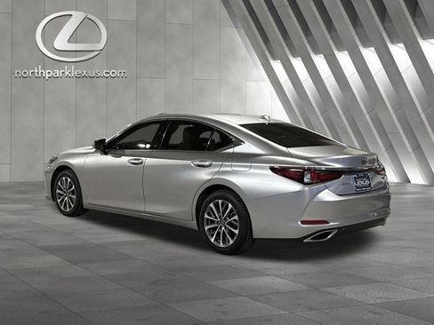 Certified 2023 Lexus ES 350 image 2