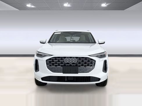 New 2025 Audi Q5 Premium Plus image 6