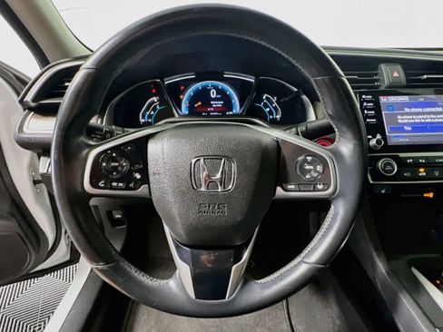 Used 2019 Honda Civic EX image 17