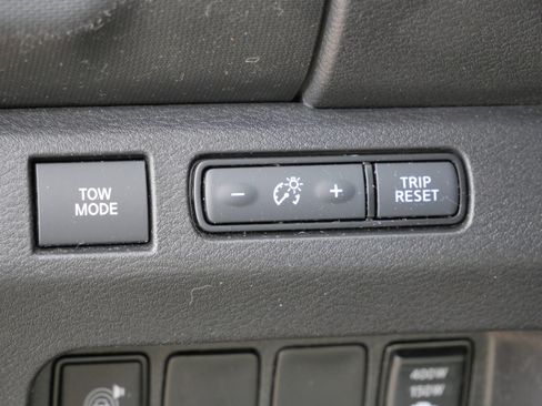 Used 2023 Nissan Frontier PRO-4X w/ Pro-4X Premium Package image 21