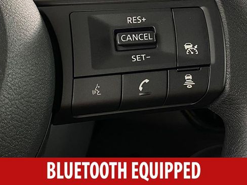 New 2025 Nissan Kicks SV w/ SV Premium Package AWD/4WD image 10