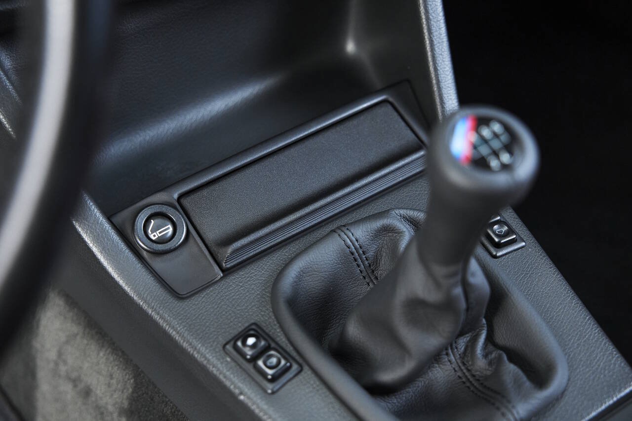 Used 1988 BMW M3 Coupe RWD image 57