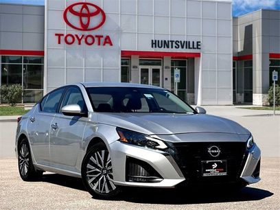Used 2023 Nissan Altima 2.5 SV