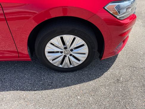 Used 2019 Volkswagen Jetta S FWD image 4