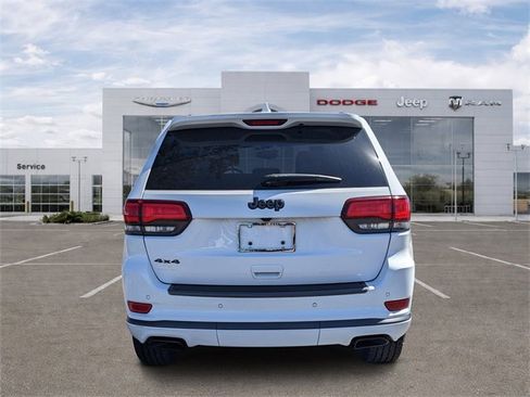 Certified 2018 Jeep Grand Cherokee High Altitude image 4