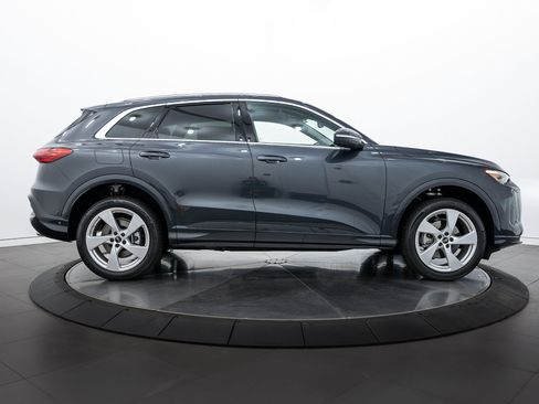 New 2025 Audi Q5 Premium Plus image 3