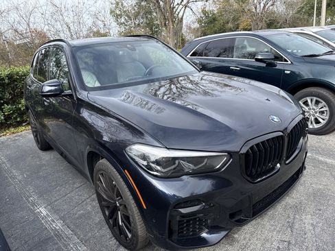 Used 2023 BMW X5 xDrive40i w/ M Sport Package image 2