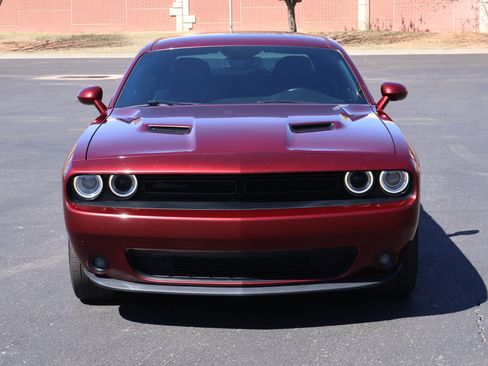 Used 2020 Dodge Challenger SXT w/ Blacktop Package image 21