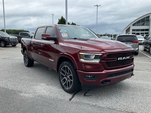 Used 2021 RAM 1500 Laramie AWD/4WD image 3