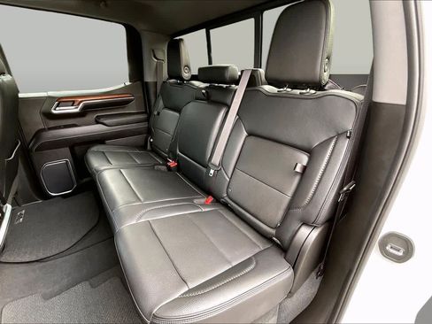 Used 2023 GMC Sierra 1500 Denali w/ Technology Package AWD/4WD image 21