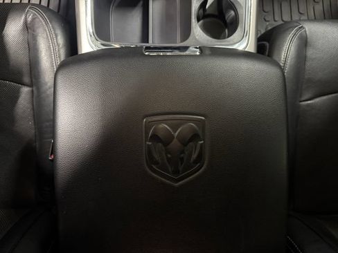 Used 2016 RAM 1500 Laramie w/ Convenience Group AWD/4WD image 16
