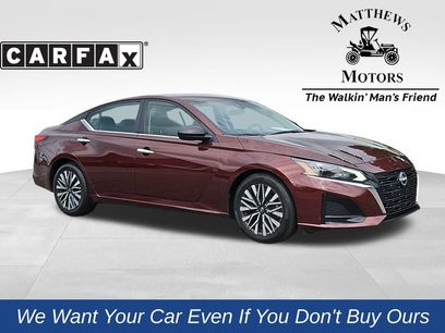 Used 2024 Nissan Altima 2.5 SV