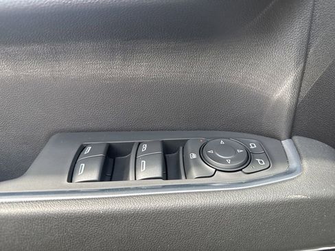 Used 2023 Chevrolet Silverado 1500 LT Trail Boss w/ Convenience Package II AWD/4WD image 22