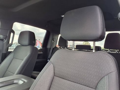 Used 2025 Chevrolet Silverado 1500 LT RWD image 17