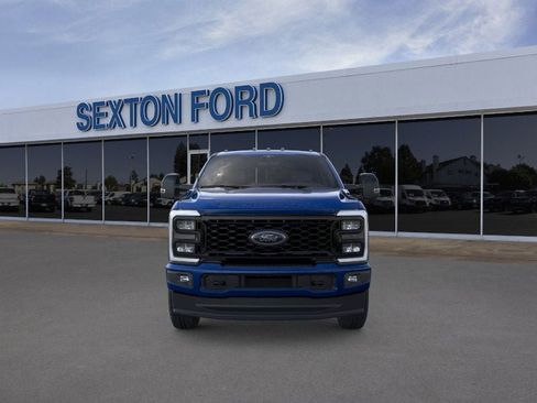 New 2026 Ford F250 Lariat w/ Black Appearance Package image 6