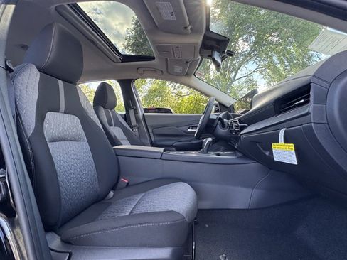 New 2026 Nissan Sentra SV w/ SV Convenience Package FWD image 14