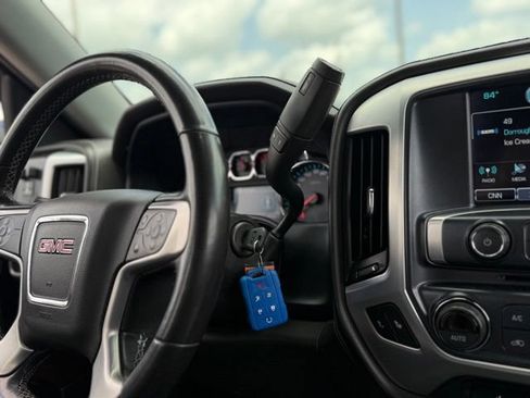 Used 2018 GMC Sierra 1500 SLT w/ SLT Premium Package AWD/4WD image 11