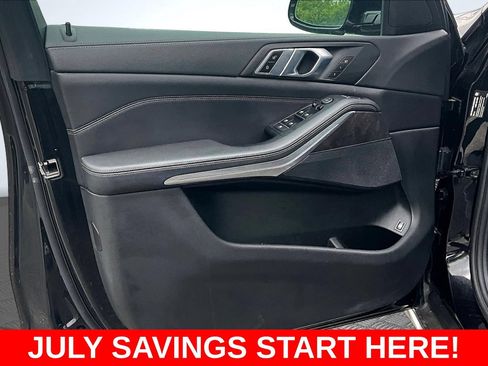 Used 2021 BMW X5 xDrive45e w/ Parking Assistance Package AWD/4WD image 22