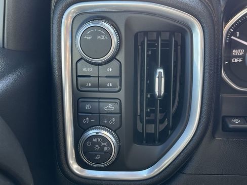 Used 2021 GMC Sierra 1500 AT4 w/ AT4 Premium Package AWD/4WD image 29