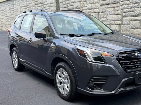 Used 2023 Subaru Forester AWD/4WD image 39