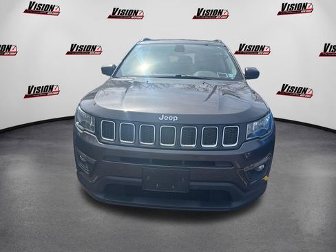 Used 2019 Jeep Compass Latitude AWD/4WD image 27